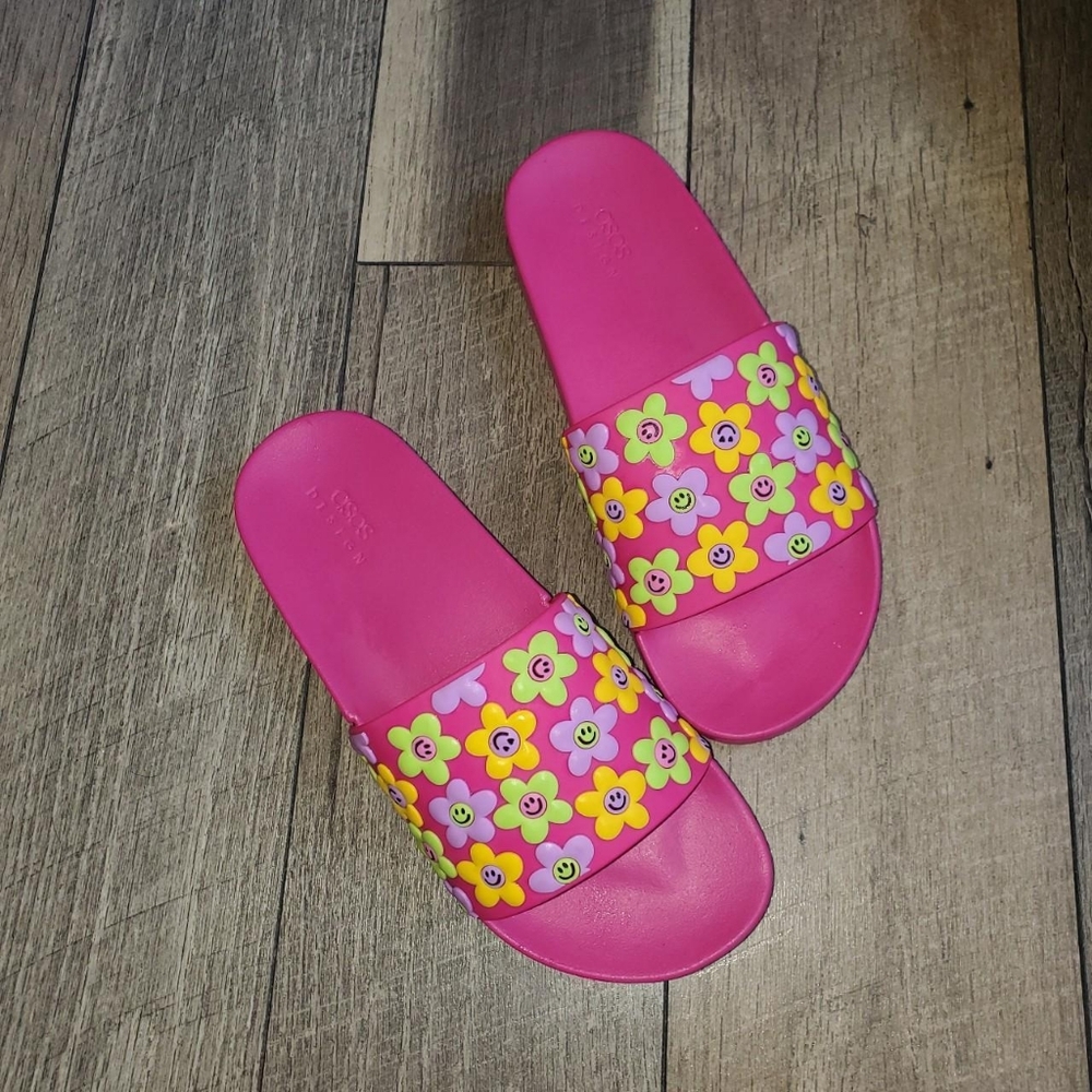 ASOS slides, size 11. Only worn outside once.